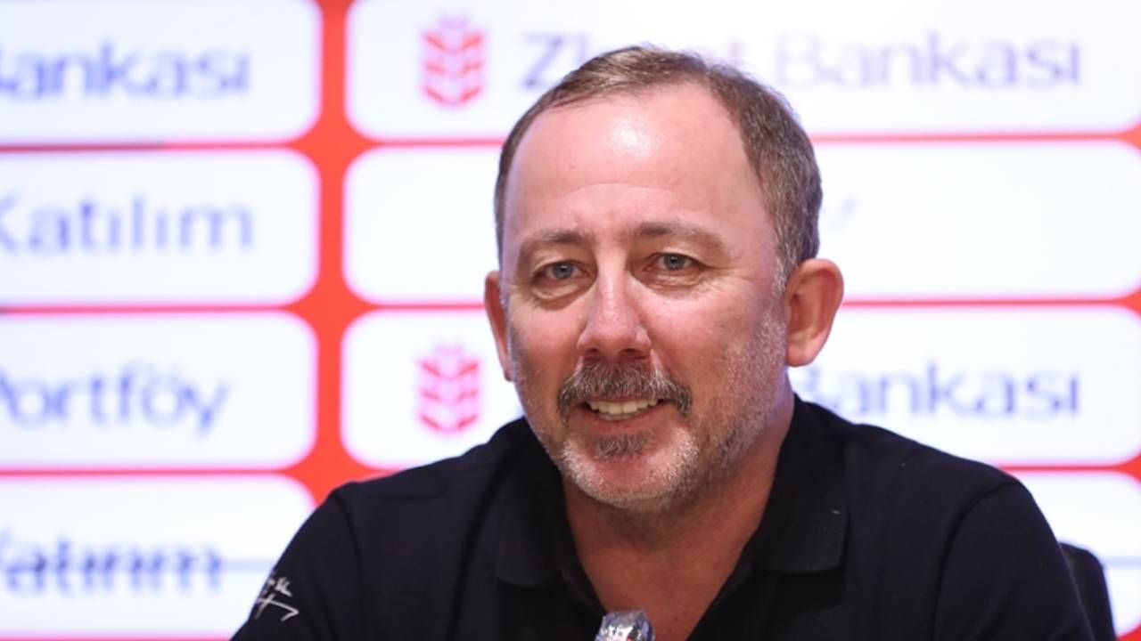 Süper Lig ekibi gözünü kararttı, teknik direktör Sergen Yalçın'a çılgın teklif