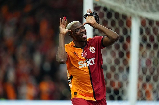 Victor Osimhen, İstanbul'dan ayrıldı: Galatasaray'dan flaş açıklama!