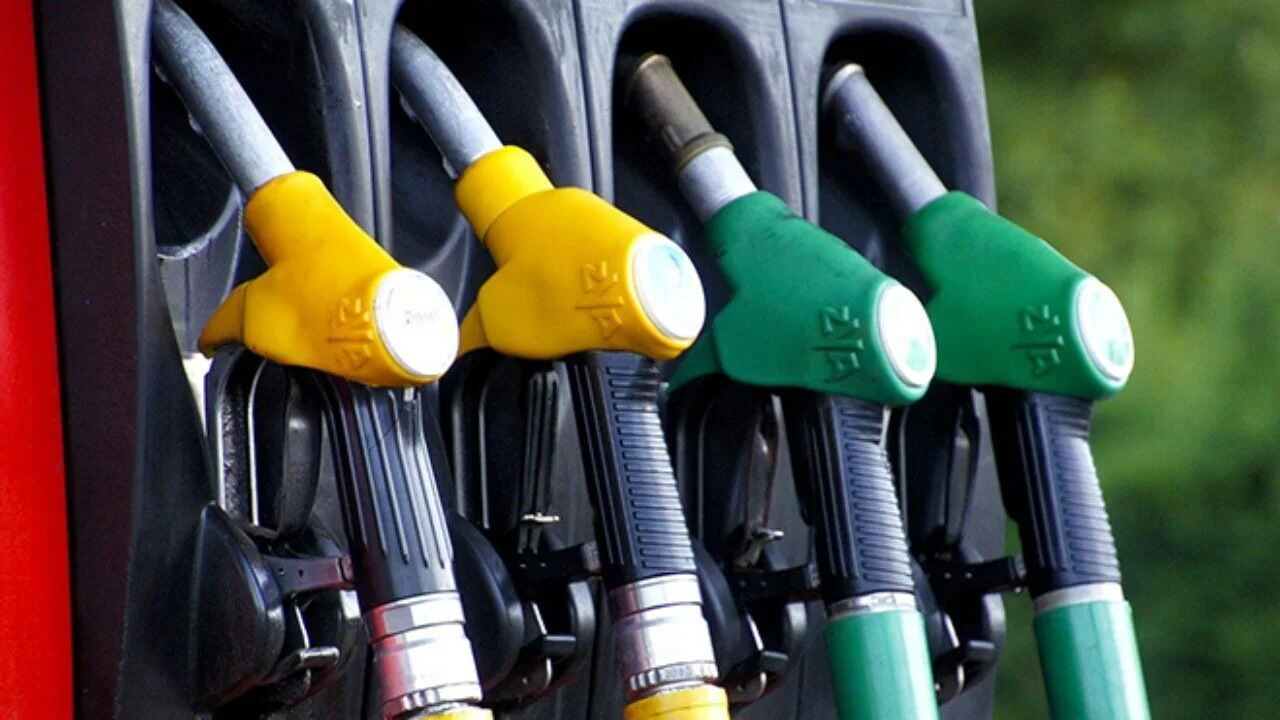 Akaryakıtta indirim müjdesi! Motorin ve LPG fiyatları düşüyor