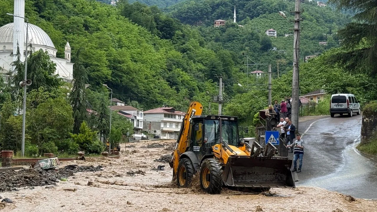 Trabzon'da büyük afet! Havadan görüntüler felaketin boyutunu gözler önüne serdi