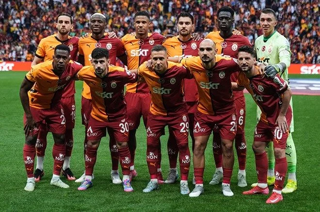 Galatasaray'dan sürpriz hamle: Eski yıldızıyla görüşmeler başladı!