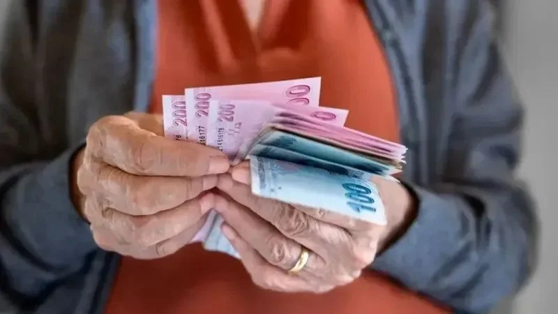 Emeklilerin zam oranı bir ay eksikle netleşti: Haziran enflasyonuyla kesin rakam belli olacak