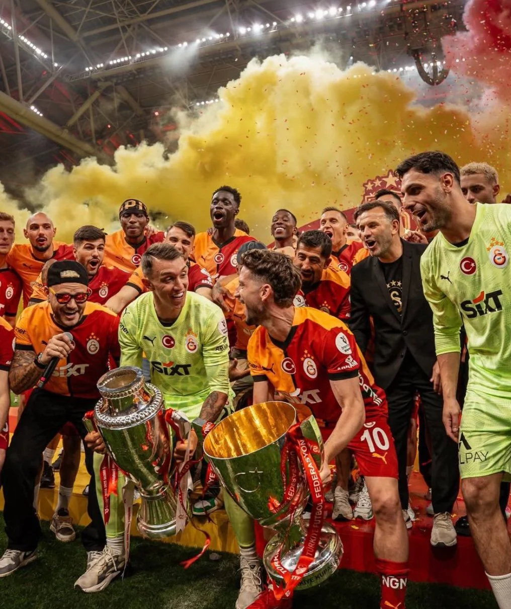 Galatasaray'da Victor Osimhen'in yerine gelecek dünya yıldızı belli oldu! 40 milyon euroluk golcü Süper Lig'i sallayacak