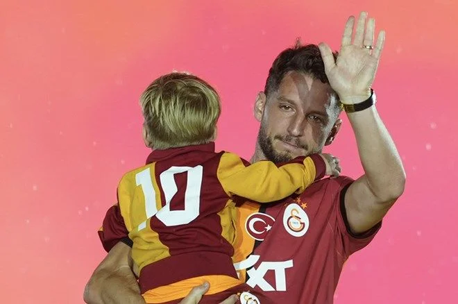Galatasaray Dries Mertens'in alternatifini buldu: O da 'Aslan' olacak!