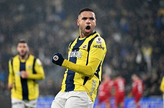 Fenerbahçe'ye talih kuşu: Victor Osimhen reddetti, Youssef en-Nesyri'ye rekor teklif geldi!