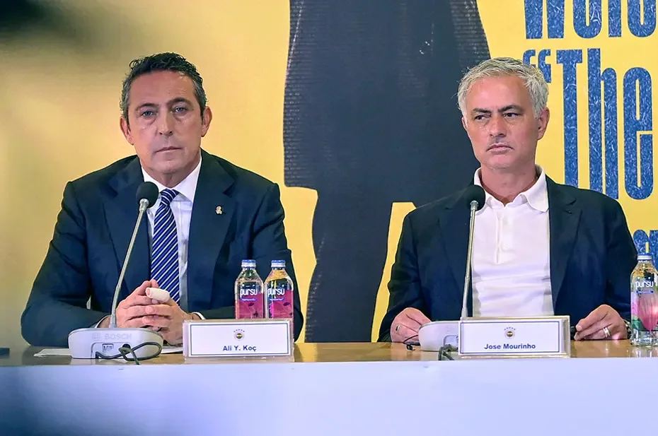 Fenerbahçe'den hücum hattına çifte bomba: Rekor kıran yıldız geliyor!