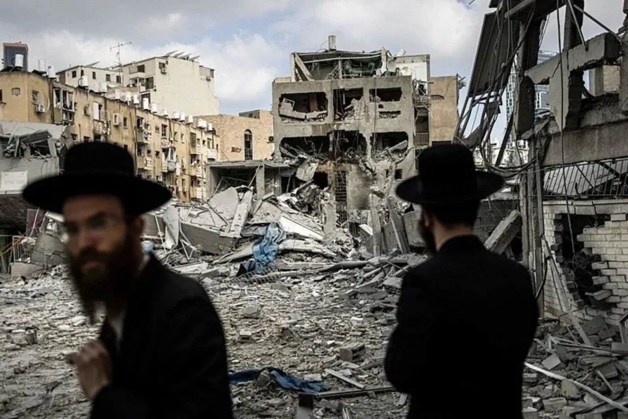 Netanyahu'nun "Tahran'ı boşaltın" tehdidi sonrası Devrim Muhafızları'ndan açıklama: Tel Aviv'i terk edin, bir daha da geri dönmeyin!