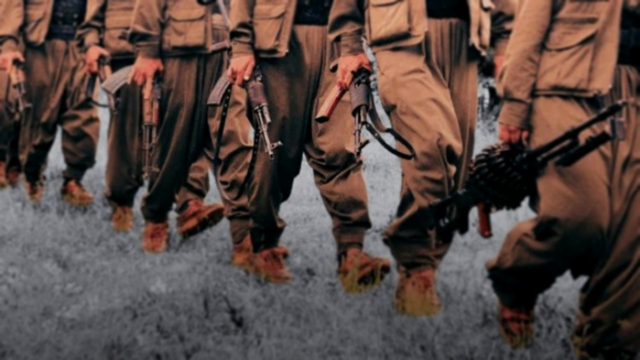 PKK, silahları böyle bırakacak... Ağır makineli tüfekler de var! Yeri sır gibi saklanıyor