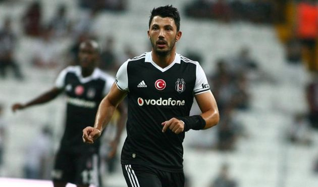 Tolgay Arslan imzayı attı!