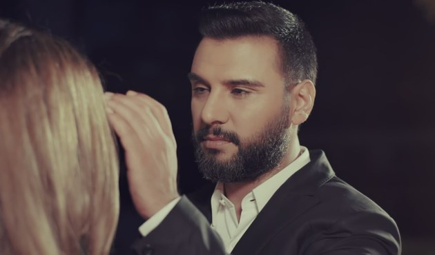 Alişan üşüyen sevgilisini böyle ısıttı!