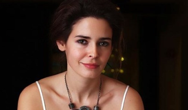 Pelin Batu o isimle nikah masasına oturacak!