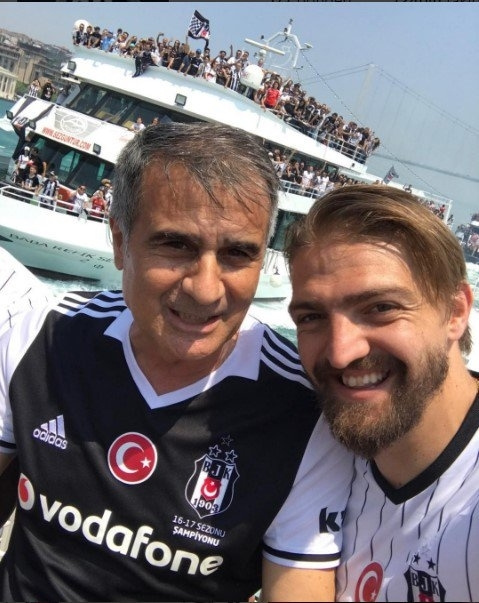 Kare kare şampiyonluk kutlamaları!