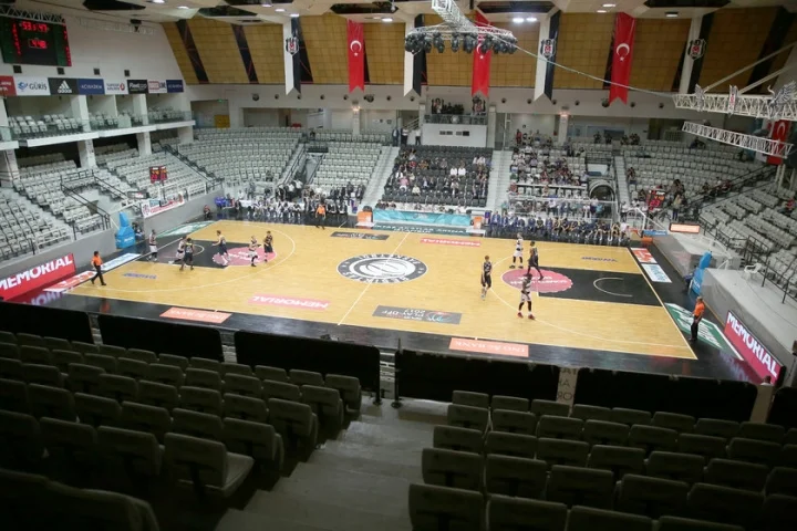 Beşiktaş'ı deviren Fenerbahçe şampiyon oldu! İşte maçtan kareler...