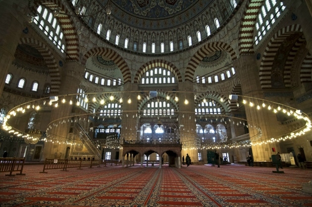 Muhteşem Camilerimiz...