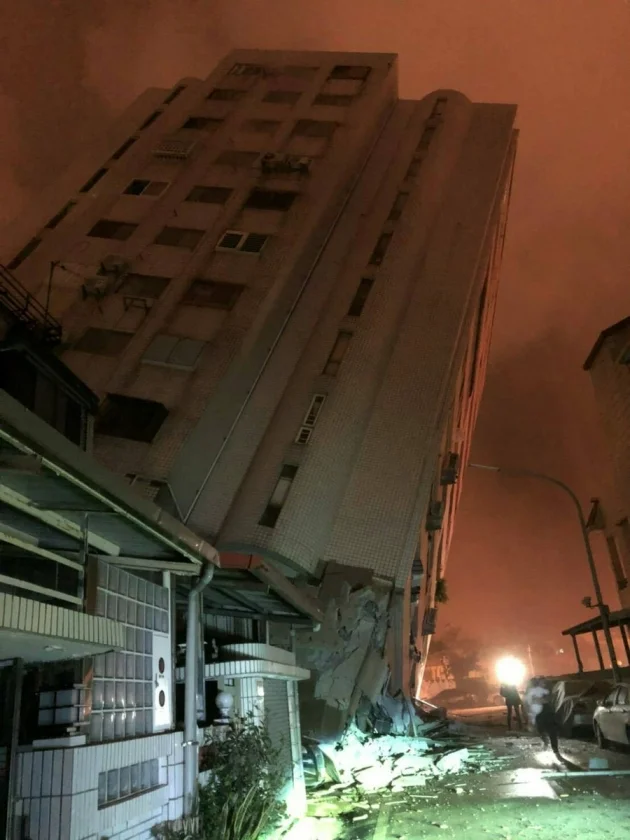 Tayvan 6.4 şiddetindeki depremle sarsıldı...