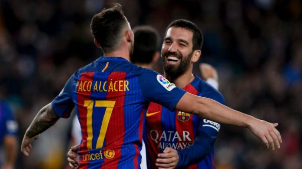 paco-alcacer-arda-turan-barcelona-hercules-copa-del-rey-12212016_1uolrieckpdrbzpwrlgc9c34w