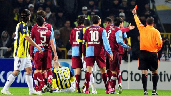 fenerbahce-trabzonspor-2010-2011_1gf5xc5yz6he61voo9pqa9mxo9